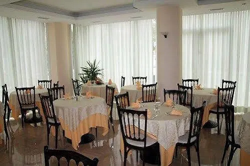 Oregon 3* רימיני