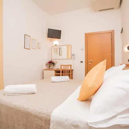 Hotel Oregon Rimini